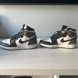 Jordan 1 Dark Mocha